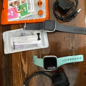 Fitbit versa lite smartwatch